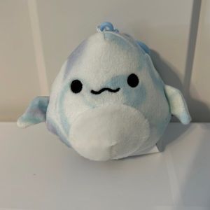 Squishmallows 3.5" Clip Laslow the Marbled Beluga Whale